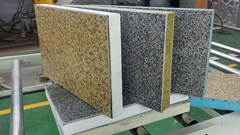 外墻保溫裝飾材料一體板的防火性能怎么樣？